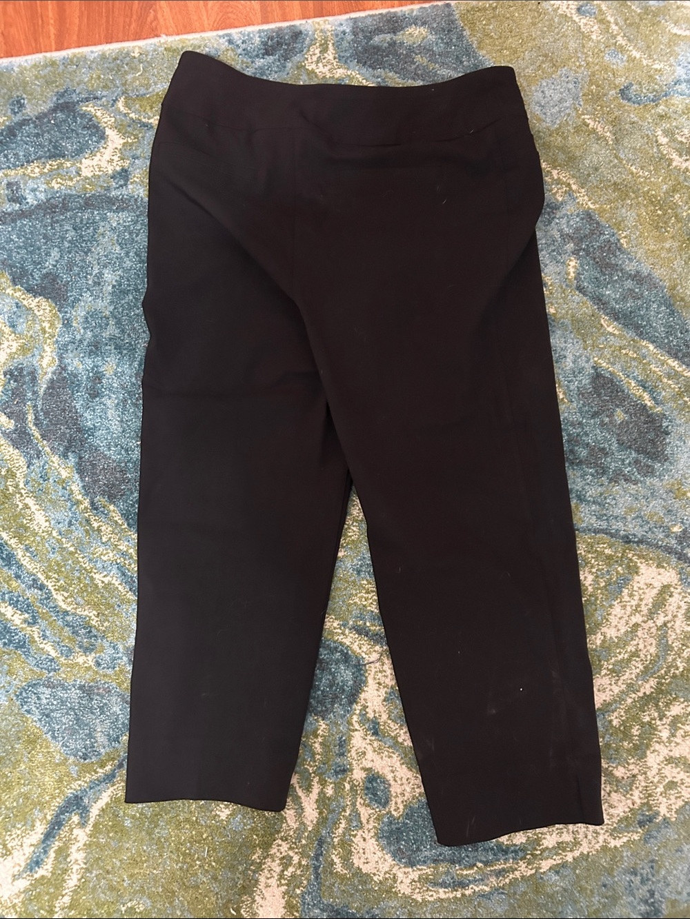 Zac & Rachel Black Cropped Ponte Capris - Picture 3 of 4